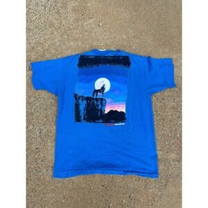 Vintage 90s Marlboro Unlimited Howling Wolf T-Shirt Made In USA Cigarette 1-size